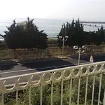 Carmen Fronte Mare A 50 Mt Apartahotel Pietra Ligure