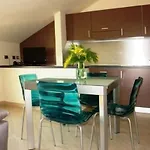 Carmen Fronte Mare A 50 Mt Apartahotel 4*
