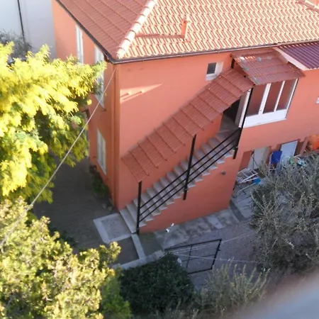 Carmen Fronte Mare A 50 Mt Apartmanhotel 4*