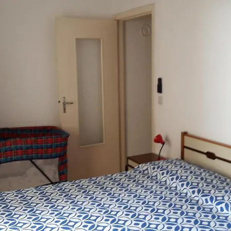 Carmen Fronte Mare A 50 Mt Aparthotel