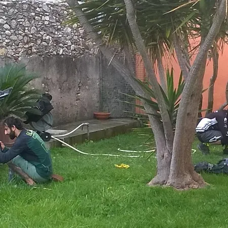 Carmen Fronte Mare A 50 Mt Aparthotel Pietra Ligure