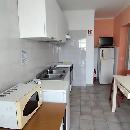 Carmen Fronte Mare A 50 Mt Aparthotel