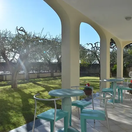 Aparthotel Carmen Fronte Mare A 50 Mt 3*
