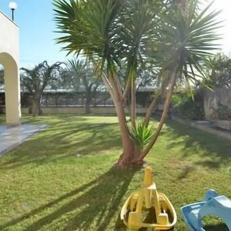 Carmen Fronte Mare A 50 Mt 피에트라리구레