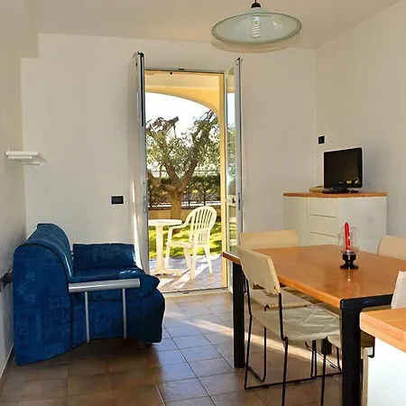 Carmen Fronte Mare A 50 Mt 아파트호텔