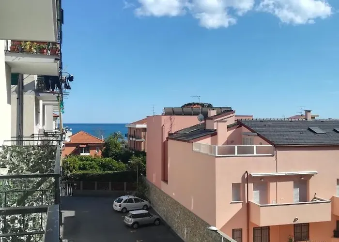 Carmen Fronte Mare A 50 Mt 4*