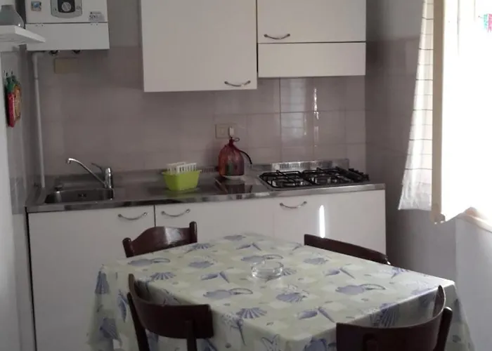 Carmen Fronte Mare A 50 Mt 公寓式酒店