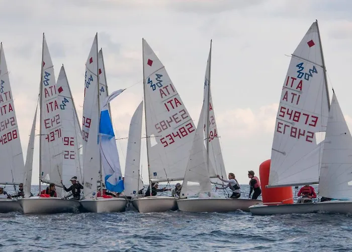 Carmen Fronte Mare A 50 Mt 4*