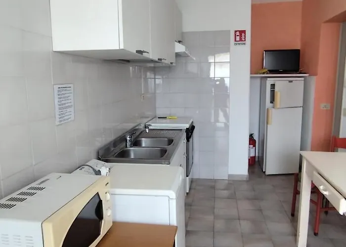 Carmen Fronte Mare A 50 Mt 公寓式酒店