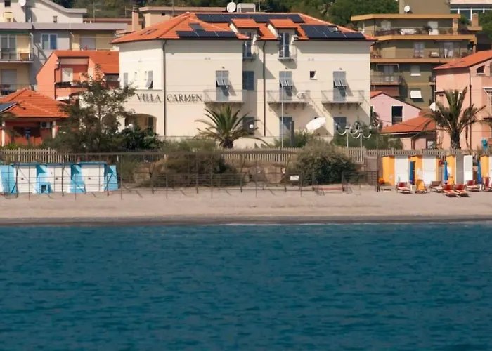 Carmen Fronte Mare A 50 Mt 公寓式酒店 4*