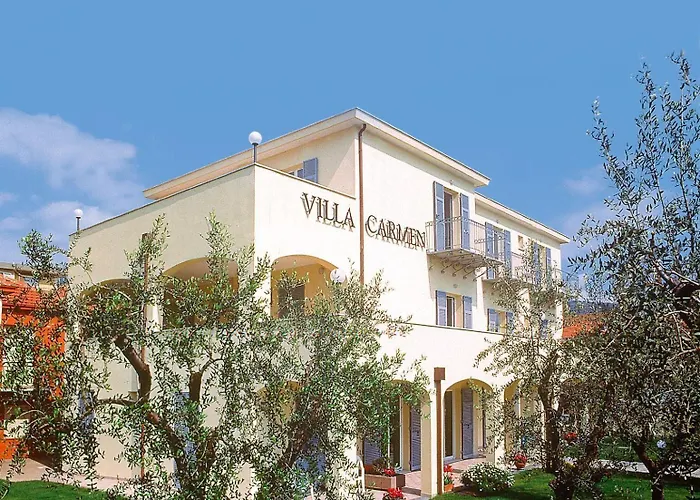 Carmen Fronte Mare A 50 Mt 4*