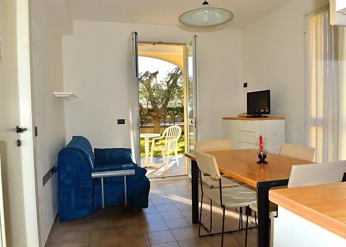 Carmen Fronte Mare A 50 Mt 公寓式酒店