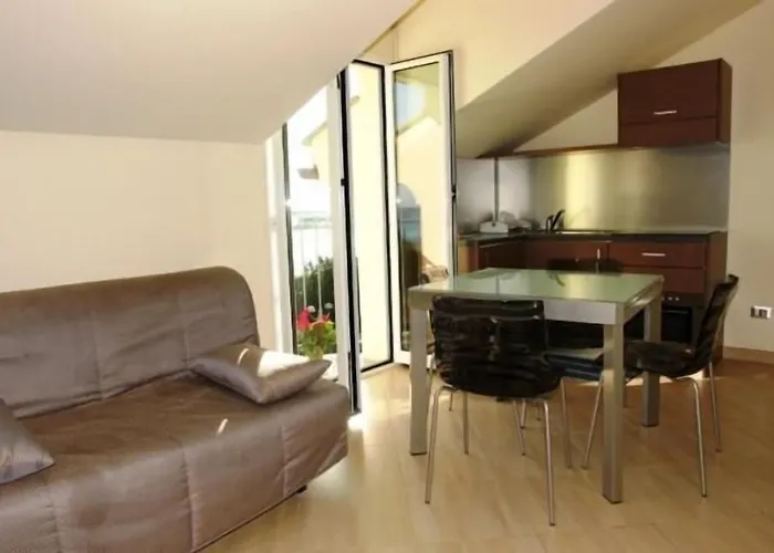 Carmen Fronte Mare A 50 Mt 4*