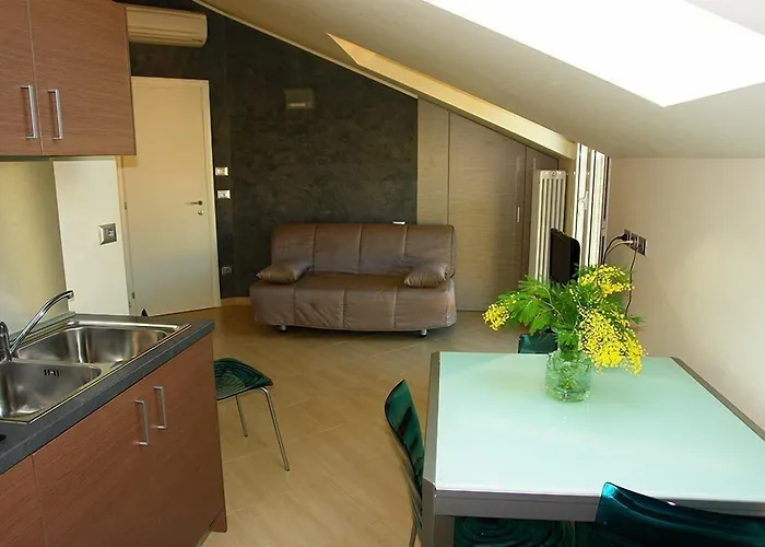 Carmen Fronte Mare A 50 Mt 皮特拉利古