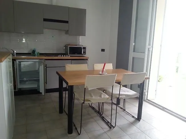 公寓式酒店 Carmen Fronte Mare A 50 Mt 皮特拉利古